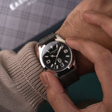 Thomas Earmshaw Damien Broderick Special Edition Ascot Automatic // ES-8298-11